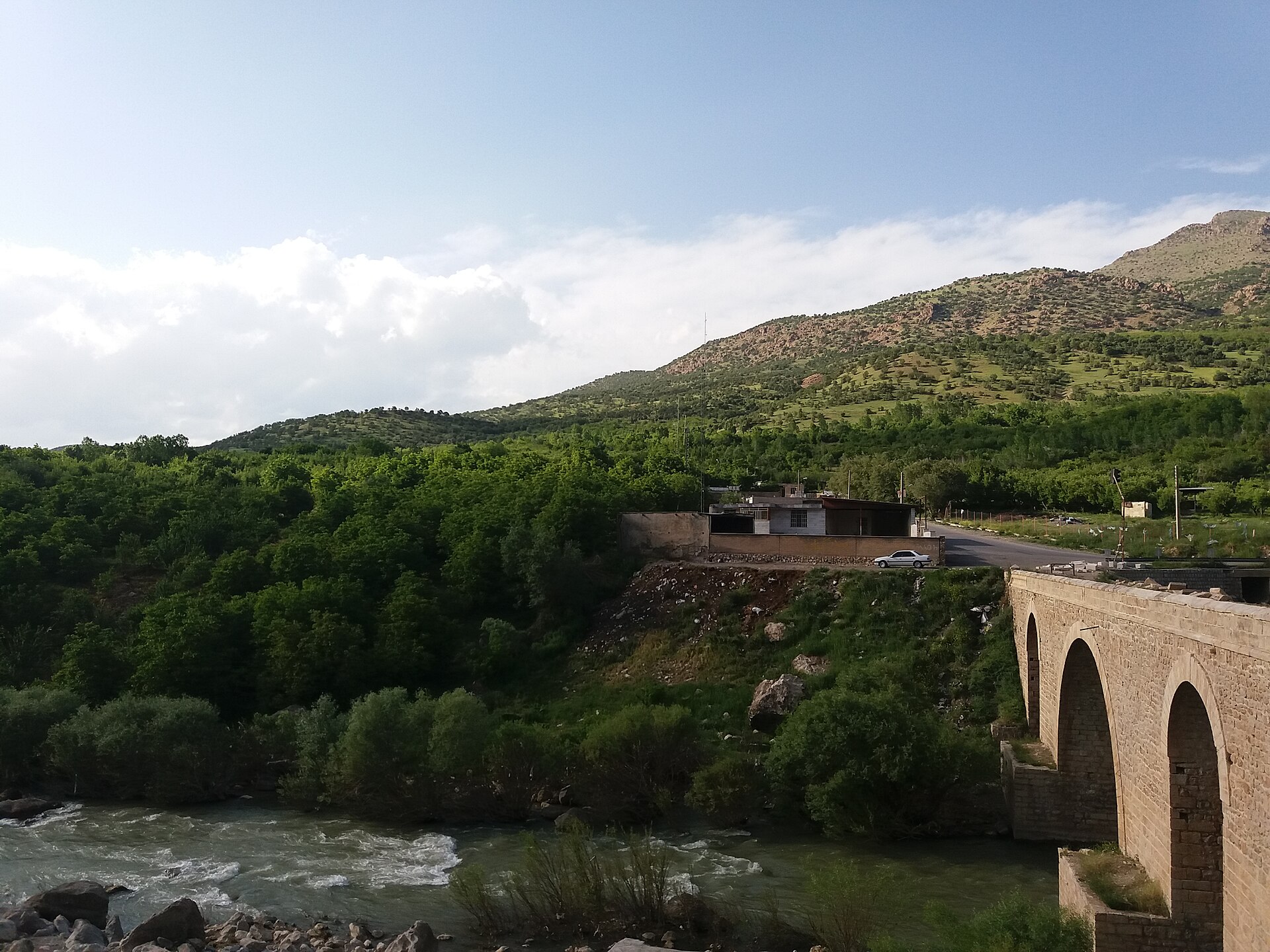 پل شاپوری