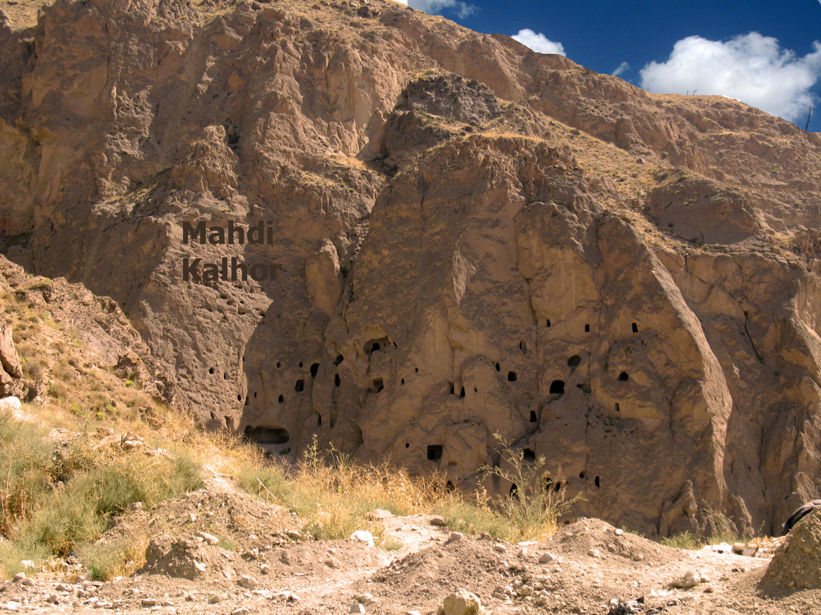 دخمه سنگی کافر کلی